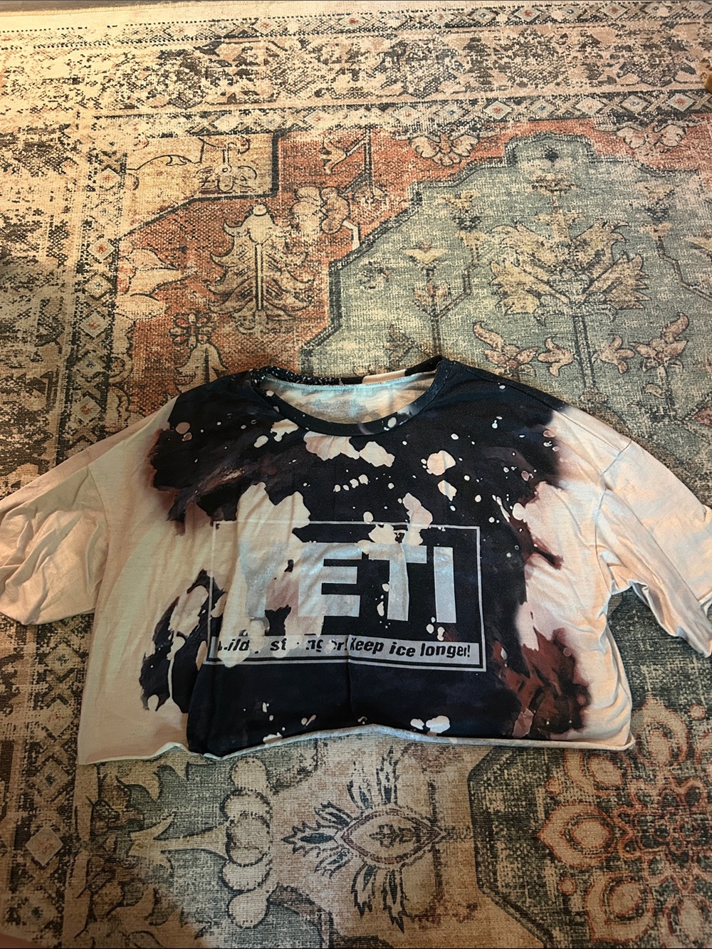 Yeti Tie-Dye Graphic Tee - Black & Cream